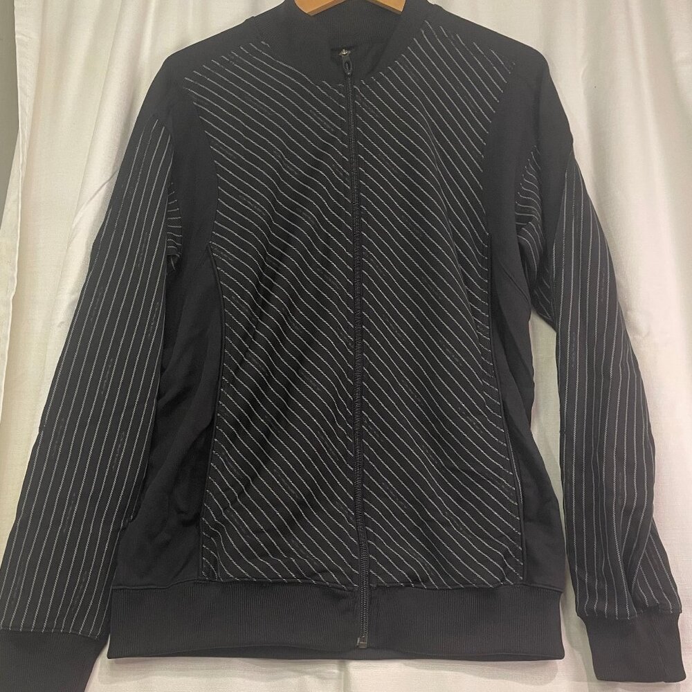 TM7037- Oakley Black Full Zip Jacket Men’s M Athletic Track Style Striped Panel